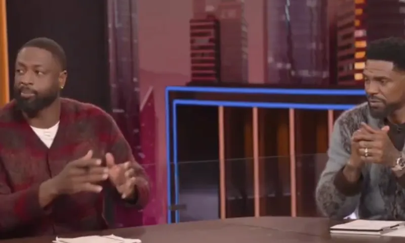 韦德：尼克斯缺了哈特就运转不畅，他愿意牺牲身体拼抢篮板