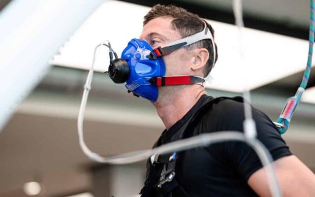 开云APP下载-【拜仁转会动态】莱万归队报到，德利赫特即将下树？